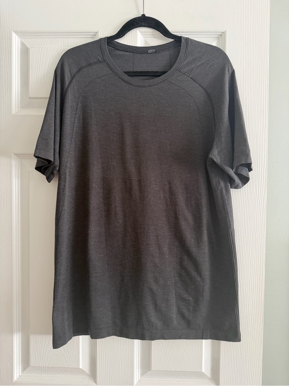 Lululemon Ments Metal Vent Tech 2.0 Tee